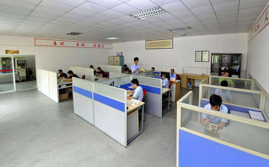 現(xiàn)在深圳手板廠技術(shù)越來越先進(jìn)，高端手板夠與產(chǎn)品媲美，而成型速度快剛好是手板的一大特點(diǎn)